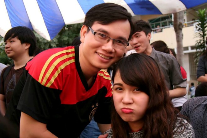 Chuyện tình lệch 11 tuổi Chuyện tình lệch 11 tuổi