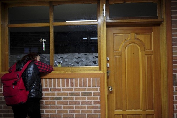 Dân mạng đau lòng trước vụ Chìm phà ở Hàn Quốc