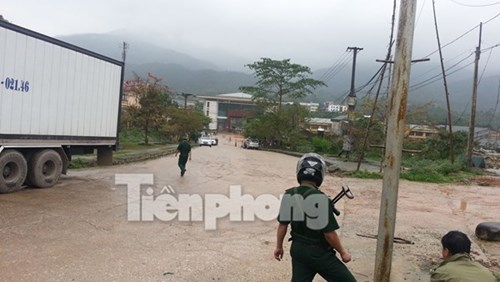 Vụ nổ súng tại cửa khẩu: không phải khủng bố