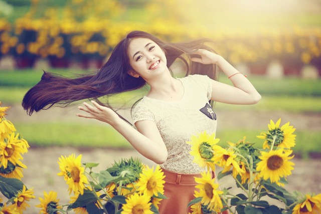 Vẻ đẹp dịu dàng của hot girl 9X Đà Nẵng khiến vạn người mê