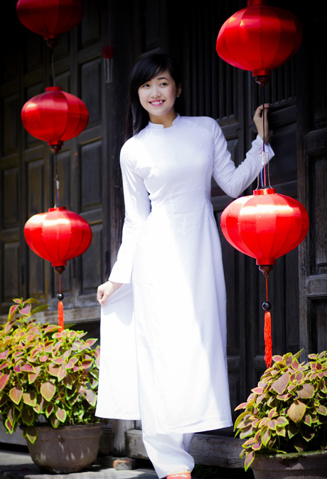 Vẻ đẹp dịu dàng của hot girl 9X Đà Nẵng khiến vạn người mê