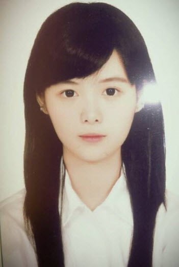 Ảnh thẻ đẹp lung linh của nữ sinh gây sốt cộng đồng mạng Việt