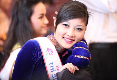 Hoa hậu Triệu Thị Hà xin trả lại vương miện Hoa hậu Triệu Thị Hà xin trả lại vương miện