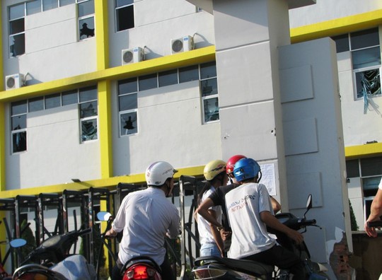 Xúc động ông chủ Đài Loan hứa trả đủ lương dù doanh nghiệp bị phá