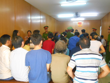 Băng nhóm ma cô sống ký sinh bệnh viện lĩnh án