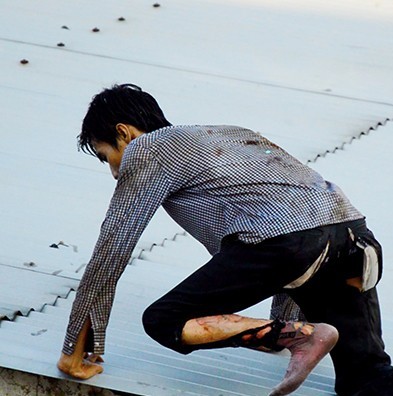 Bàng hoàng clip: truy bắt kẻ phóng hỏa đốt nhà người yêu ở TP.HCM