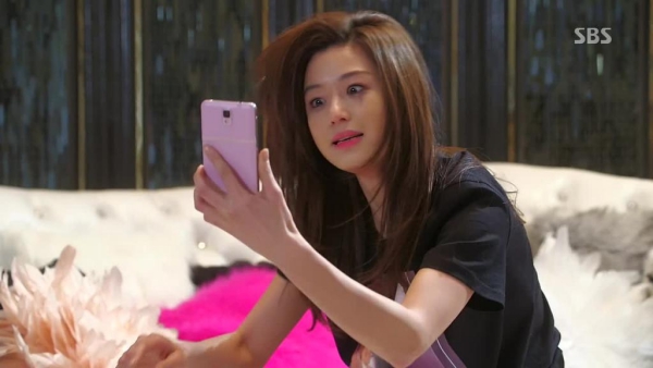 Con gái thường ra sao khi bị thất tình?