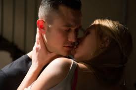 Bắt mạch anh chàng đang muốn đưa bạn Bắt mạch anh chàng đang muốn đưa bạn