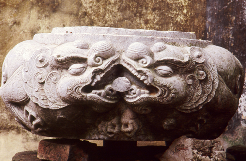 Sư tử Việt và những nét khác biệt với sư tử đá Trung Hoa Sư tử Việt và những nét khác biệt với sư tử đá Trung Hoa