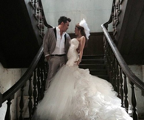 Gái xinh ham chồng đại gia lấy phải con nhà... mê cờ bạc