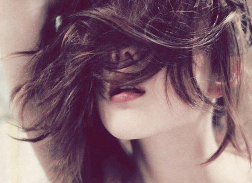 Những việc bạn gái không nên làm sau khi thất tình