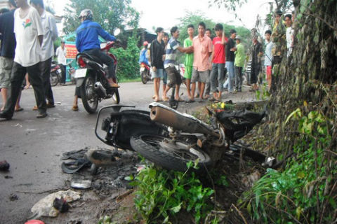 Truy đuổi 3 tên cướp, xe ôm bị sát hại dã man