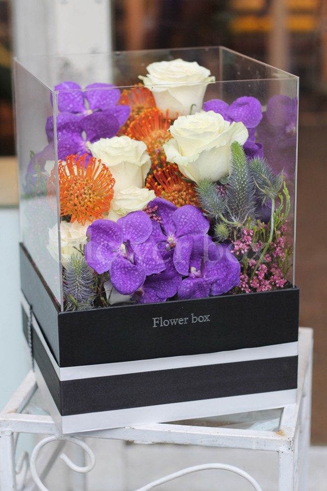 Hoa hồng dài 1,6 m giá 700.000 đồng hút khách Sài Gòn