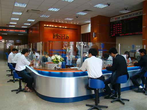 Ngân hàng chạy đua khuyến mãi kích cầu dịp cuối năm