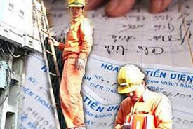 EVN phản hồi thông tin về số lượng 67.000 người đi thu tiền điện EVN phản hồi thông tin về số lượng 67.000 người đi thu tiền điện