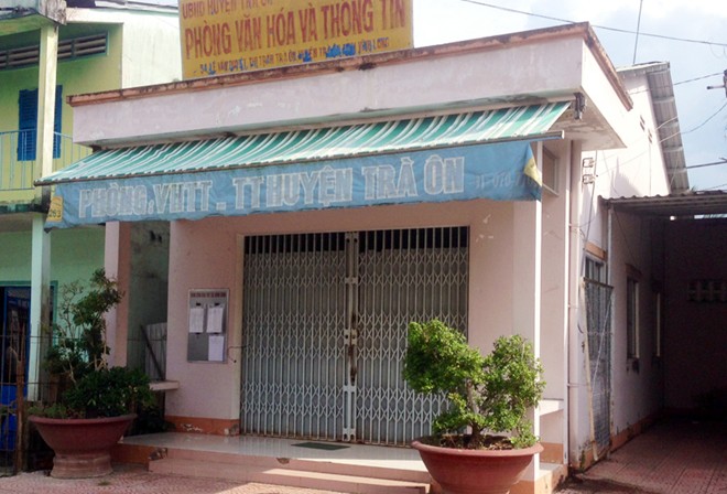 Vĩnh Long: Con Trưởng phòng Văn hóa thôi nôi, cả cơ quan nghỉ làm