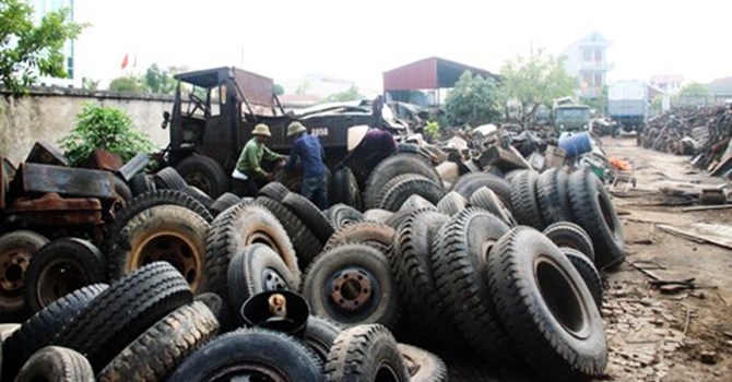 Ngôi làng tỷ đồng chuyên mổ, rã xác xe hơi ở Bắc Giang