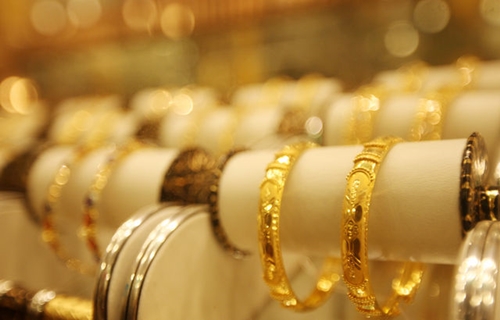 Giá vàng ngày 9/11: Đầu tuần vàng giữ giá 35,25 triệu đồng/lượng