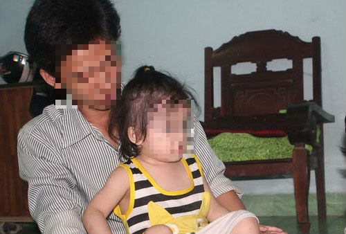 Đòi nợ không được, bắt cóc bé gái 2 tuổi để tống tiền Đòi nợ không được, bắt cóc bé gái 2 tuổi để tống tiền