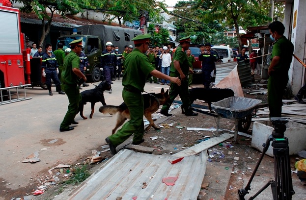 TP.HCM: Khởi tố giám đốc công ty nổ hóa chất, làm 3 người tử vong TP.HCM: Khởi tố giám đốc công ty nổ hóa chất, làm 3 người tử vong