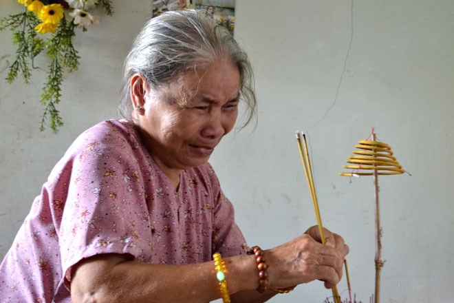 Đồng Tháp: Một thai phụ “chết cháy” nghi do bị chồng tạt xăng Đồng Tháp: Một thai phụ “chết cháy” nghi do bị chồng tạt xăng