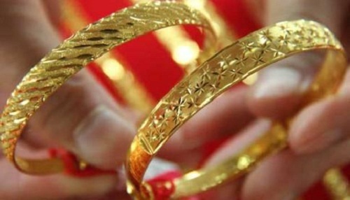 Giá vàng ngày 6/11: Vàng SJC giảm mạnh xuống 35 triệu đồng/lượng Giá vàng ngày 6/11: Vàng SJC giảm mạnh xuống 35 triệu đồng/lượng