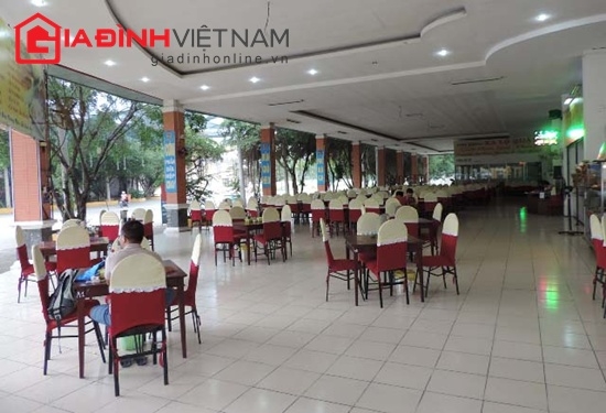 Bức trướng hơi… chướng của ông “Dũng lò vôi” Bức trướng hơi… chướng của ông “Dũng lò vôi”