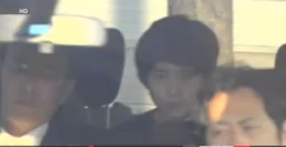 Vietnam Airlines thẳng tay đình chỉ 1 cơ phó và 4 nữ tiếp viên