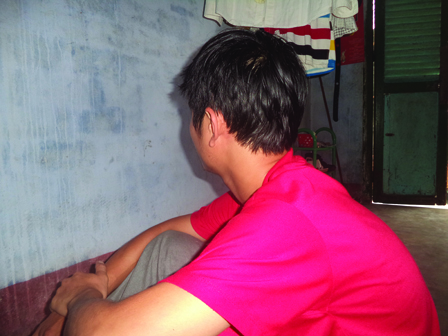 Chạy khỏi giường 2 lần trong đêm vì bị 