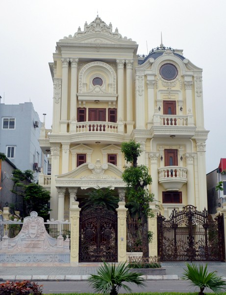 Chiêm ngưỡng biệt thự xanh mát của đại gia Hạ Long