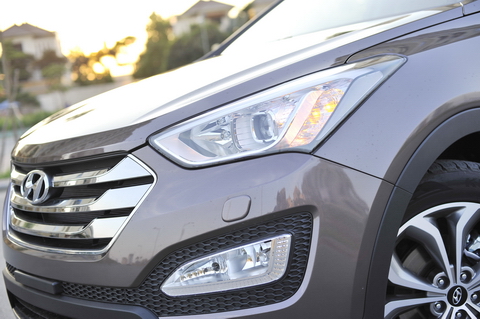  Santa Fe 2014 mới về Việt Nam, giá từ 1,43 tỷ