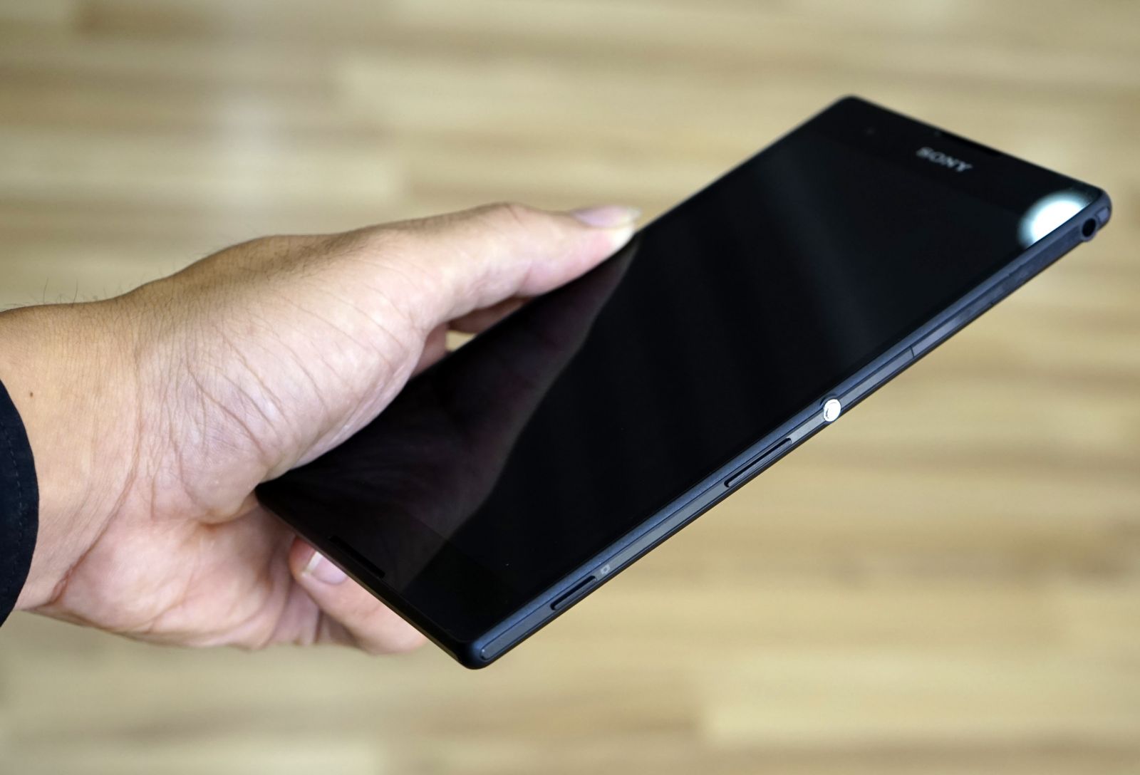 Những điều gây khó chịu khi sử dụng phablet 6 inch