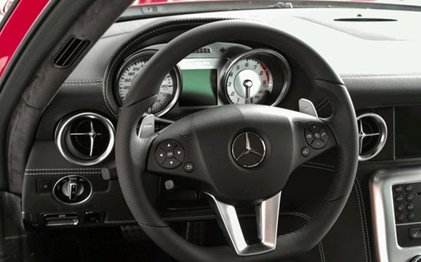 Siêu xe Mercedes-Benz 'cánh chim' sắp về Việt Nam