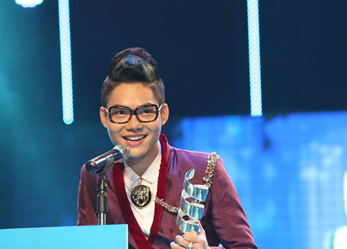 7 chàng trai được Hoài Linh đỡ đầu