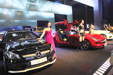  Dàn xe sang 60 tỷ phô diễn tại Hà Nội