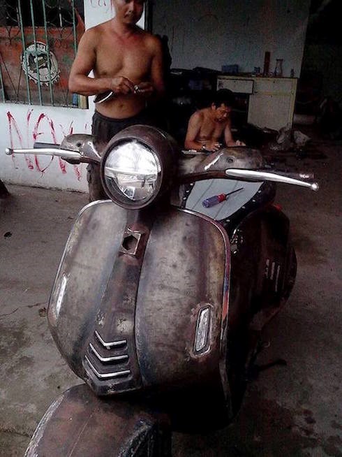 Ngắm Vespa 946 tự chế ở Việt Nam Ngắm Vespa 946 tự chế ở Việt Nam