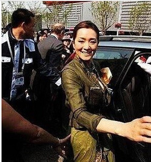 Khi các mỹ nhân làng giải trí bị lợi dụng chạm vòng 3 Khi các mỹ nhân làng giải trí bị lợi dụng chạm vòng 3