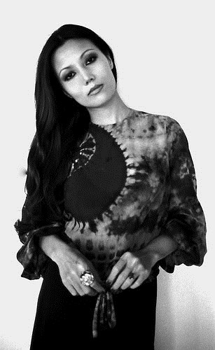 Ngắm lại chân dung của minh tinh Thẩm Thúy Hằng, Kiều Chinh