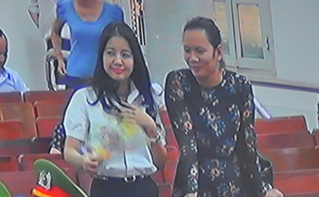 Lạ lùng nụ cười của người đàn bà mà bầu Kiên Lạ lùng nụ cười của người đàn bà mà bầu Kiên