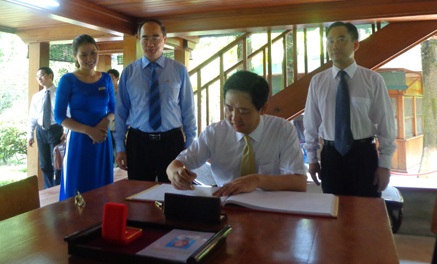 Tân Đại sứ TQ: “Sẽ làm hết sức vì sự phát triển của mỗi nước