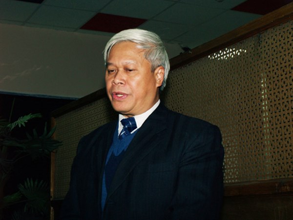 Lời tiên tri của Vanga: Tìm cô gái Việt mất tích qua 3 viên đường