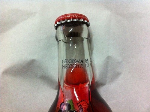 Phát hoảng vỏ kẹo bên trong chai nước ngọt Samurai Phát hoảng vỏ kẹo bên trong chai nước ngọt Samurai