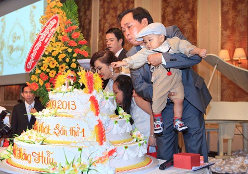 Nghịch lý trả lương qua tài khoản, nhưng không có cây ATM