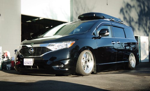 Xe gia đình: Tiện nghi, thoải mái, thân thiện