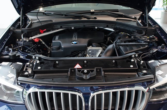 Cập bến Việt Nam, BMW X4 có giá 2,7 tỷ VNĐ Cập bến Việt Nam, BMW X4 có giá 2,7 tỷ VNĐ
