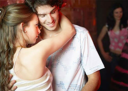 Chồng cao tay trị vợ thích “thả rông” Chồng cao tay trị vợ thích “thả rông”