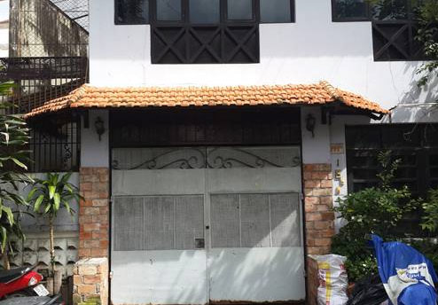 Nghệ sỹ Chánh Tín dọn đồ, trả nhà cho ngân hàng