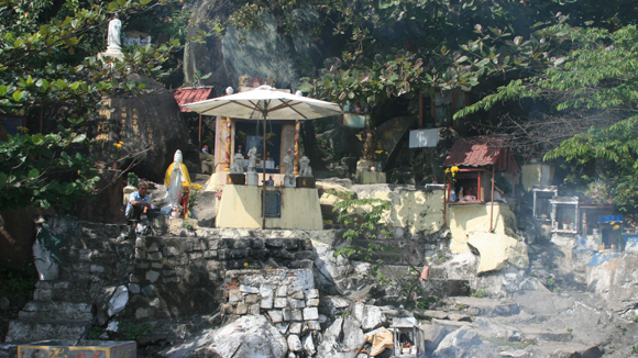 25 năm sống với oan hồn 25 năm sống với oan hồn