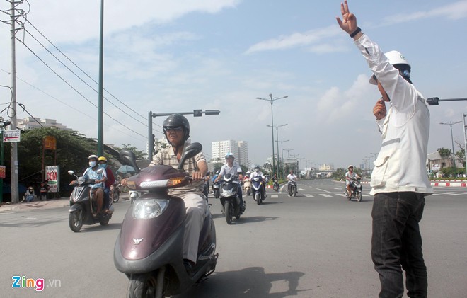 Thông xe tiếp đường nội đô 10 làn đẹp nhất Sài Gòn