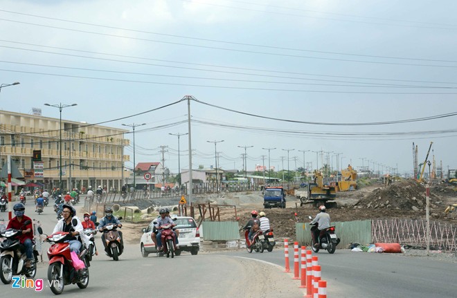 Thông xe tiếp đường nội đô 10 làn đẹp nhất Sài Gòn